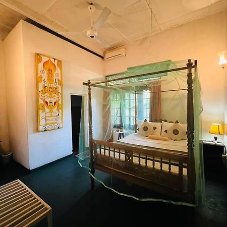 Traditional Kandyan House Exterior foto