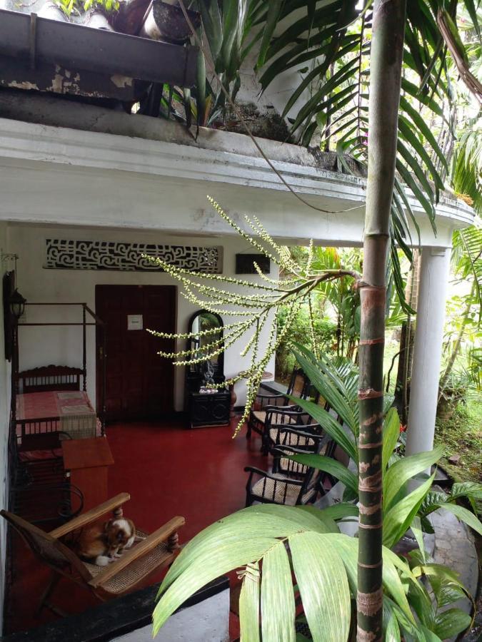 Traditional Kandyan House Exterior foto