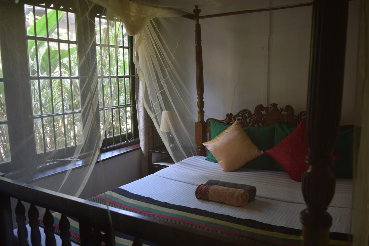 Traditional Kandyan House Exterior foto